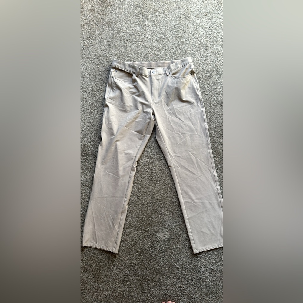 Size 36 Greg Norman golf pants. Never worn once